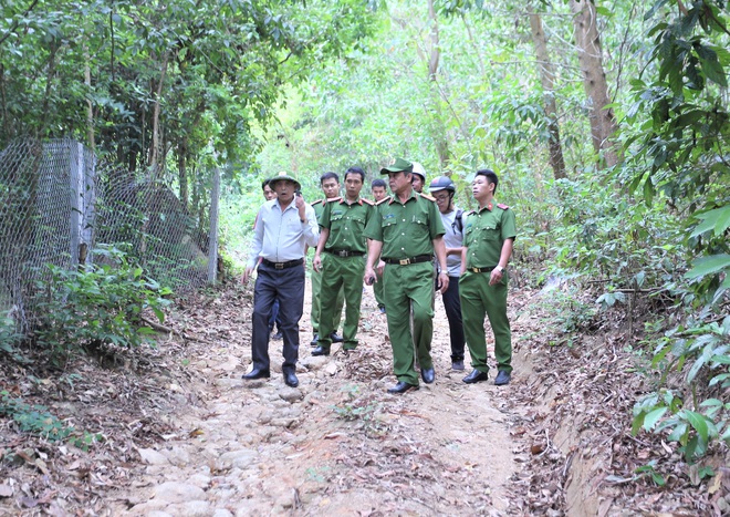 Không loại trừ kẻ vượt ngục đặc biệt nguy hiểm đã tẩu thoát khỏi đèo Hải Vân, tính phương án dùng flycam truy tìm - Ảnh 1.