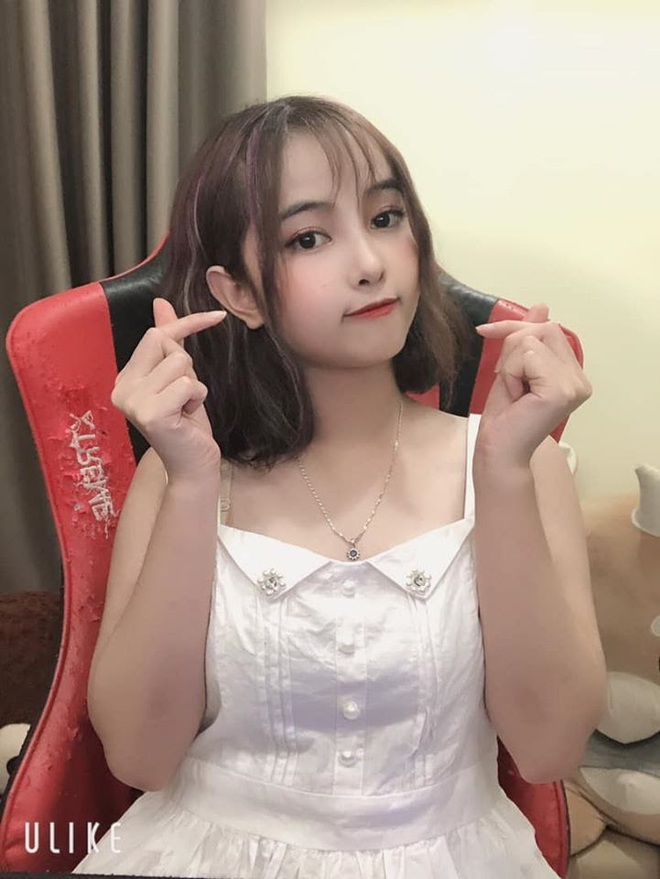 Loạt nữ streamer thế hệ mới, chưa nổi như MisThy hay Ohsusu nhưng nhan sắc và body thì rất gì và này nọ! - Ảnh 4.