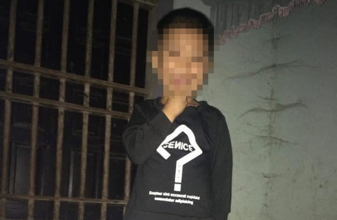 Đã bắt được đối tượng nghi liên quan đến cái chết của cháu bé 5 tuổi ở Nghệ An: Là nam sinh lớp 11, gần nhà nạn nhân - Ảnh 1.