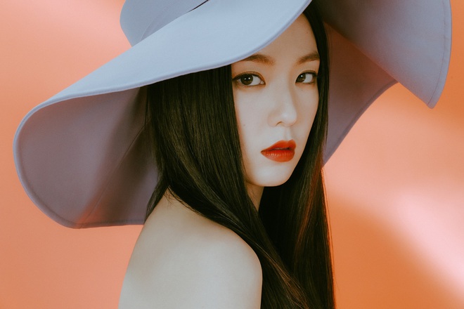 Irene &amp;amp; Seulgi tung teaser m&#224; cứ ngỡ quảng c&#225;o dầu gội hay thuốc nhuộm, concept song sinh khiến netizen l&#250; lẫn ph&#226;n biệt 2 th&#224;nh vi&#234;n - Ảnh 8.