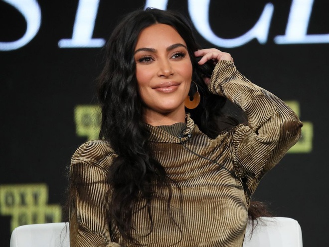 Tranh cãi tin Kim Kardashian chính thức thành tỷ phú đô la: Forbes lại điều tra, phân tích chiêu của vợ chồng Kim - Kanye - Ảnh 4.