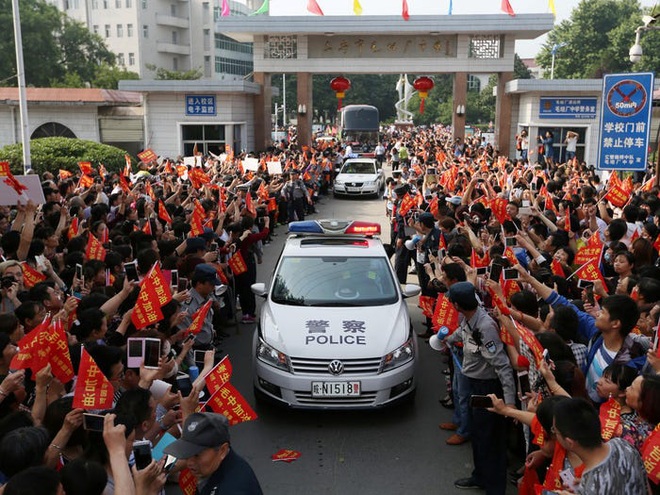 Kỳ thi đại học khốc liệt nhất thế giới sắp diễn ra ở Trung Quốc khủng khiếp đến mức nào? - Ảnh 16.