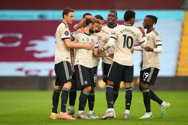 Manchester United 3-0 Aston Villa: Pogba nổ súng, sao trẻ Greenwood thăng hoa, Quỷ đỏ nâng chuỗi bất bại lên con số 17 - Ảnh 3.