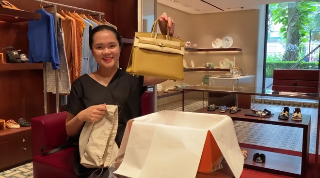 Xứng danh vợ Mạnh gắt, Quỳnh Anh cũng khét ra trò: Trong 2 tháng tậu liền 3 chiếc túi Hermès, tổng giá trị hơn nửa tỷ đồng - Ảnh 2.