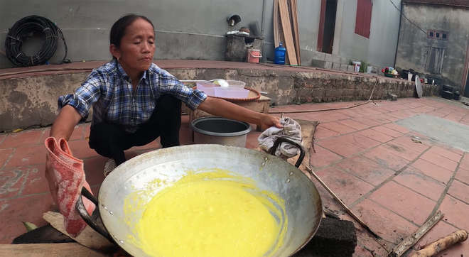 Quá khó hiểu với công thức của bà Tân Vlog: xay xoài với sữa để làm món pudding... đậu nành - Ảnh 5.