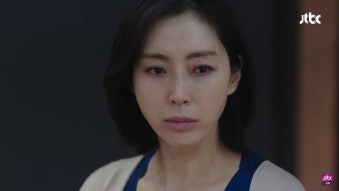 Đỏ mặt vì cảnh nhạy cảm 19+ của Hội Bạn Cực Phẩm tập 2: Bà đại Song Yoon Ah trần như nhộng trên giường trai trẻ Lee Tae Hwan - Ảnh 6.