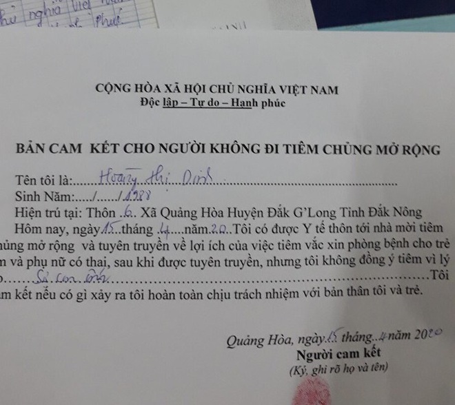 Đắk Nông: Cận cảnh những giấy cam kết không tiêm chủng rất lạ - Ảnh 2.