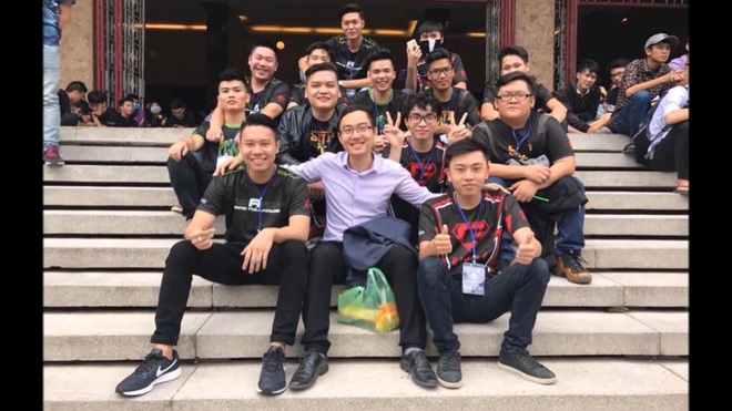 Nhìn lại profile cựu giám đốc Team Flash Phương Top - Cái tên lắm tài, nhiều tật của làng eSport Việt - Ảnh 4.