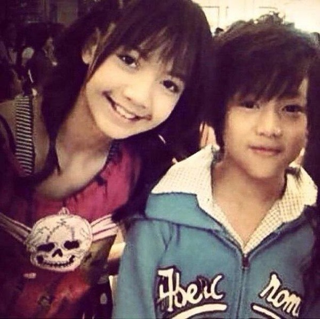 The "successful puberty" stage  Of the hottest Thai idol best friends in Kpop: Lisa's makeover, Bambam doesn't need to call her sister anymore - Photo 5.