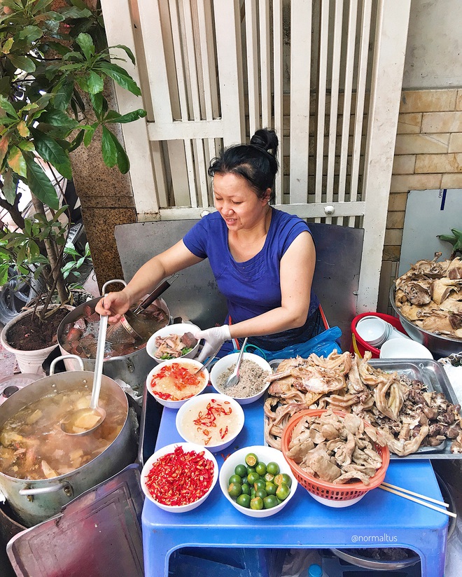 3 hàng “bún chửi” đình đám nhất Việt Nam: Lúc nào cũng đông nghẹt khách tìm đến vì tò mò, đồ ăn thuộc dạng ngon nức tiếng - Ảnh 5.