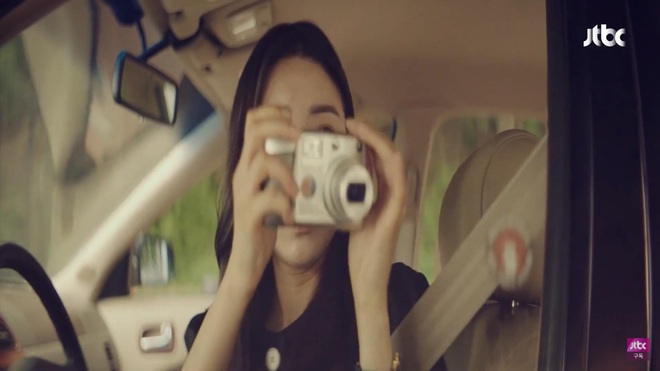 Đ&uacute;t l&oacute;t 700 triệu để bịt miệng, b&agrave; đại Yoon Ah vẫn bị trai trẻ tung ảnh n&oacute;ng ở tập 3 Hội Bạn Cực Phẩm - Ảnh 11.