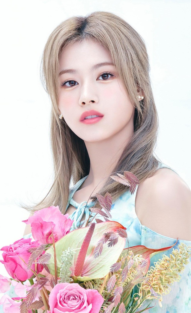 Twice chuyển sang style makeup kiểu Nhật: Nữ thần Tzuyu vẫn xinh nhưng hơi &ldquo;thường&rdquo;, mờ nhạt hơn cả d&agrave;n mỹ nh&acirc;n kh&aacute;c - Ảnh 4.