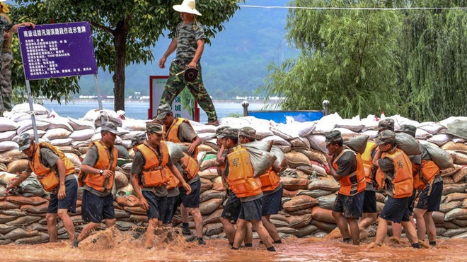 Đập Tam Hiệp chưa xả lũ mới, hạ lưu đã nhận cảnh báo đỏ - Ảnh 4.