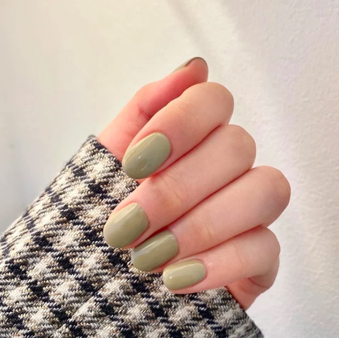 Mỹ nh&acirc;n Đi&ecirc;n Th&igrave; C&oacute; Sao sang chảnh ng&uacute;t ng&agrave;n l&agrave; thế m&agrave; chỉ m&ecirc; kiểu nail đơn giản tự sơn ở nh&agrave; cũng được - Ảnh 11.