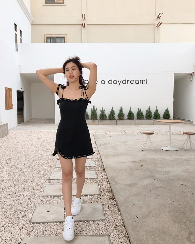 Cô bạn thân của Lisa ở Thái Lan: Nhan sắc đẹp chẳng kém idol, style đơn giản mà vẫn sexy hết nút - Ảnh 10.