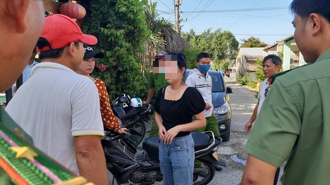Nh&oacute;m người Trung Quốc bỏ chạy khi bị kiểm tra: Sẽ phạt kịch khung cơ sở lưu tr&uacute; - Ảnh 3.