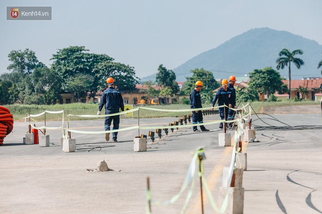 Cận cảnh đại công trường 2.000 tỷ cải tạo đường băng sân bay Nội Bài - Ảnh 2.