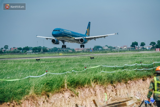 Cận cảnh đại công trường 2.000 tỷ cải tạo đường băng sân bay Nội Bài - Ảnh 8.