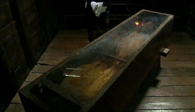 Bí ẩn xác chết 50 năm không phân hủy ở An Giang - Ảnh 3.