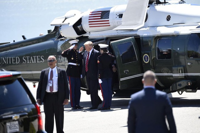 Binh sĩ thuộc phi đội trực thăng của Tổng thống Trump mắc Covid-19 - Ảnh 1.