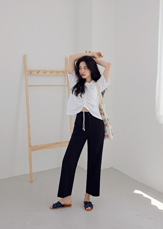 Ngay cả khi body chưa được nuột n&agrave;, bạn vẫn diện &aacute;o crop top đẹp hết &yacute; nếu ưu ti&ecirc;n 5 kiểu sau đ&acirc;y - Ảnh 5.