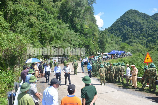 Cận cảnh vụ tai nạn thảm khốc ở khu vực VQG Phong Nha - Kẻ Bàng (Quảng Bình) khiến ít nhất 13 người tử vong - Ảnh 2.