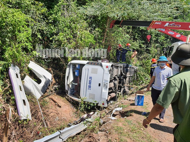Cận cảnh vụ tai nạn thảm khốc ở khu vực VQG Phong Nha - Kẻ Bàng (Quảng Bình) khiến ít nhất 13 người tử vong - Ảnh 4.