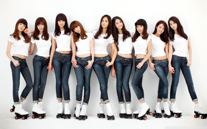 SNSD là nạn nhân của vụ tẩy chay chấn động Kpop: Phải diễn trước biển đen im lặng suốt 10 phút, sau nhiều năm vẫn là vết sẹo khó phai - Ảnh 1.