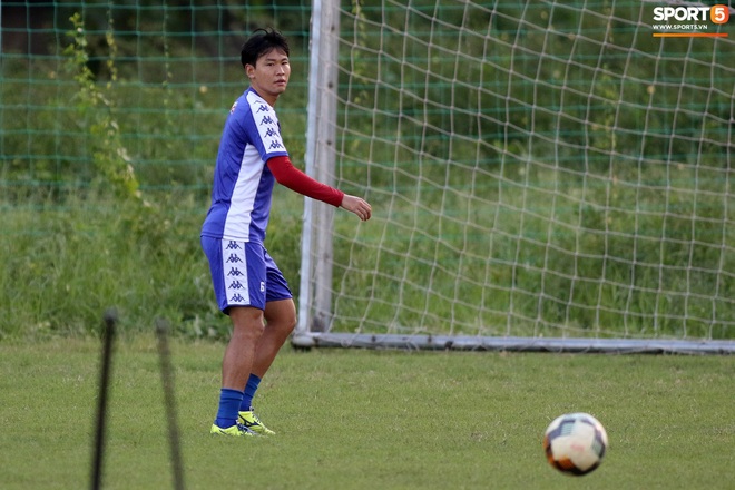 C&ocirc;ng Phượng được giao nhiệm vụ đặc biệt từ ban huấn luyện mới của CLB TP.HCM - Ảnh 2.
