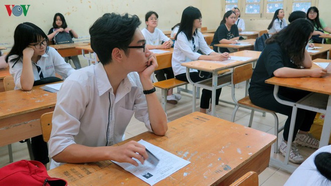 Lắp 2 ph&ograve;ng đặc biệt tại điểm thi cho th&iacute; sinh c&oacute; biểu hiện mắc Covid-19 - Ảnh 1.