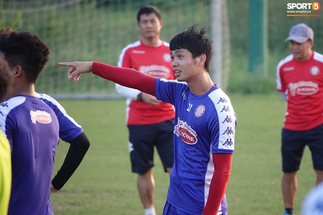 C&ocirc;ng Phượng được giao nhiệm vụ đặc biệt từ ban huấn luyện mới của CLB TP.HCM - Ảnh 7.