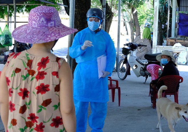 Quảng Ng&atilde;i: Vẫn c&ograve;n nhiều trường hợp li&ecirc;n quan bệnh nh&acirc;n 419 chưa khai b&aacute;o - Ảnh 1.