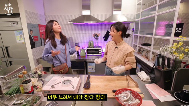 Trổ tài làm trứng rán cần mỡ, Yuri & Sooyoung (SNSD) khiến fan không nhịn được cười khi xem thành quả - Ảnh 2.