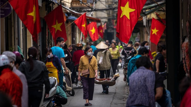 Báo Anh: Việt Nam đã chống dịch rất thành công, và giờ cả thế giới sẽ dõi theo họ chống lại làn sóng Covid-19 mới như thế nào - Ảnh 4.