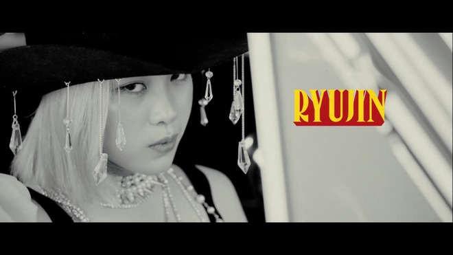 ITZY tung trailer siêu xịn cho album Not Shy nhưng JYP thiết kế poster muôn đời vẫn phèn làm fan thấy... xấu hổ giùm! - Ảnh 6.