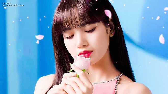 Lisa lại làm fan u mê với đoạn clip dance quyến rũ, nhưng đừng ai chú ý đến tiếng hét thất thanh của em út BLACKPINK khi nhảy sai nhé! - Ảnh 13.