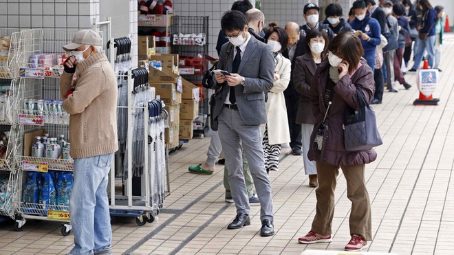 Số ca Covid-19 tăng nhanh, Tokyo lo ngại dịch bùng phát trở lại - Ảnh 1.