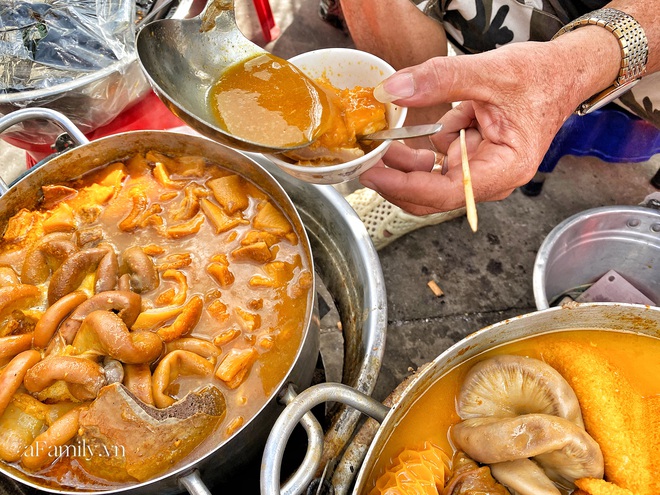 Hàng phá lấu 30 năm tuổi nổi tiếng đắt nhất Sài Gòn ở khu chợ Lớn quận 5 nay đã vượt mốc hơn nửa triệu/kg, vẫn độc quyền mùi vị và khách tứ phương đều tìm tới ăn - Ảnh 3.