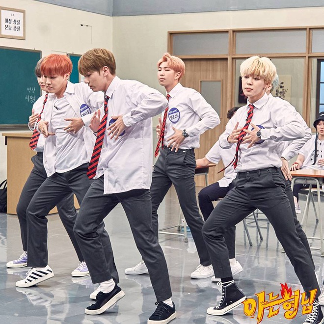 Vượt qua BTS, EXO, TWICE... Lisa (BLACKPINK) thống trị top 10 video triệu view của Knowing Brothers - Ảnh 10.