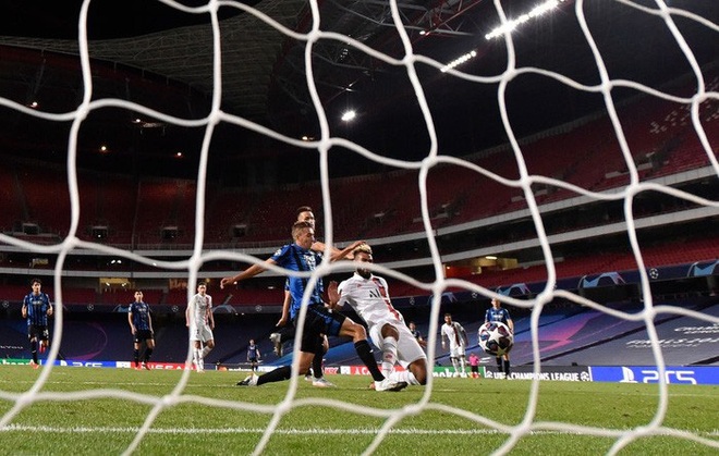 Atalanta 1-2 PSG: Ghi 2 bàn trong phút bù giờ, Neymar và đồng đội lật kèo siêu kịch tính để lọt vào bán kết Champions League - Ảnh 4.