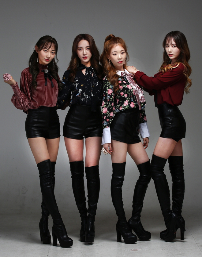 Nữ idol 29 tuổi vẫn miệt mài debut: Từng là backup-dancer của BLACKPINK, đã ra mắt cùng 4 nhóm nhạc nhưng kết cục đều tan rã - Ảnh 13.