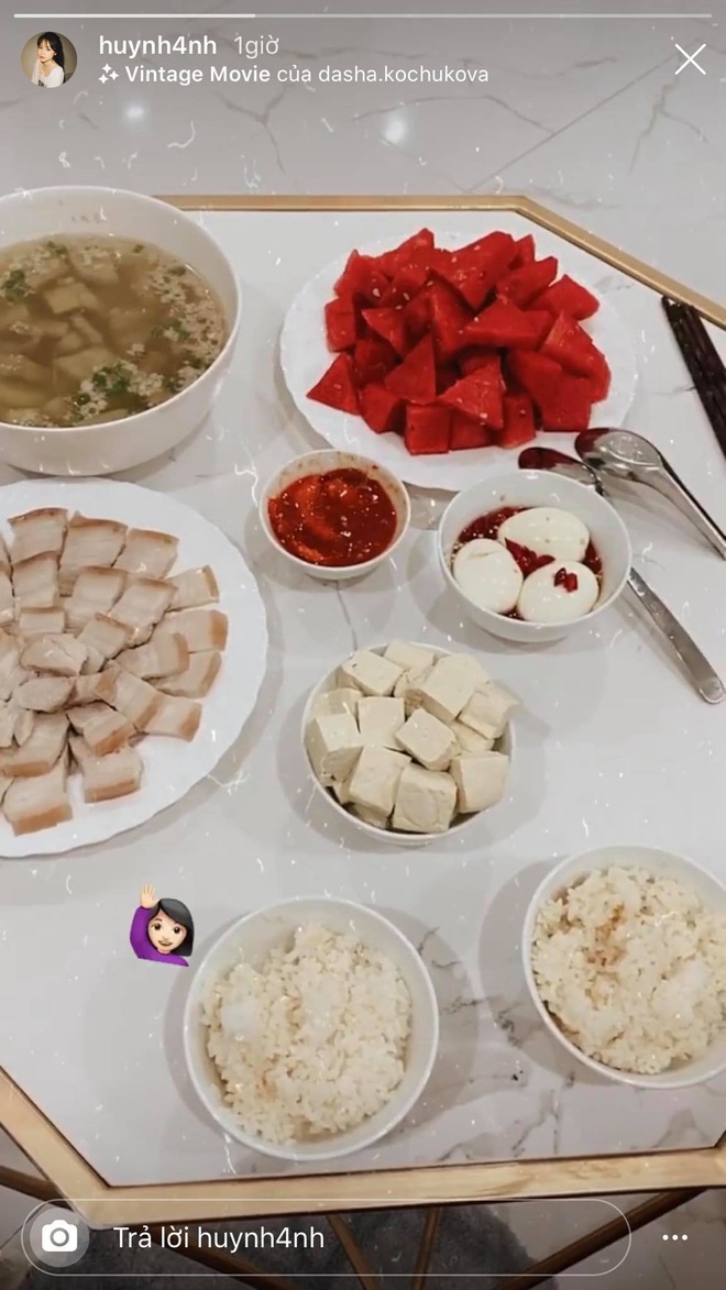 Series m&acirc;m cơm nh&igrave;n ph&aacute;t th&egrave;m của Huỳnh Anh, Quang Hải rước n&agrave;ng về dinh th&igrave; tha hồ th&iacute;ch nh&eacute; - Ảnh 4.