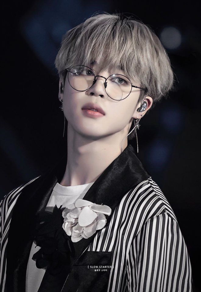 Jimin (BTS) 3 lần biến tấu vũ đạo Dynamite: Đang nhí nhố bỗng hoá quý ông sexy, điểm chung đều khiến fan rớt liêm sỉ - Ảnh 1.