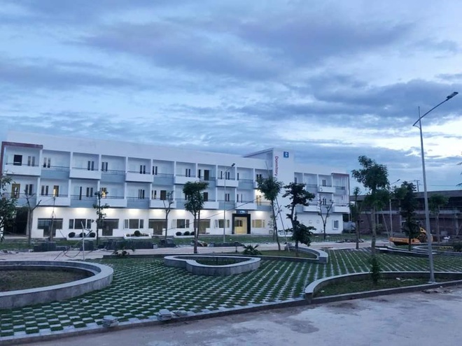 Trường chuyên ở Ninh Bình sang chảnh như resort 5 sao, đi vài bước lại ra ảnh nghìn like - Ảnh 2.