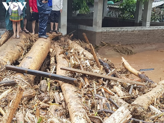 Điện Biên xảy ra lũ quét lớn, gây nhiều thiệt hại - Ảnh 10.