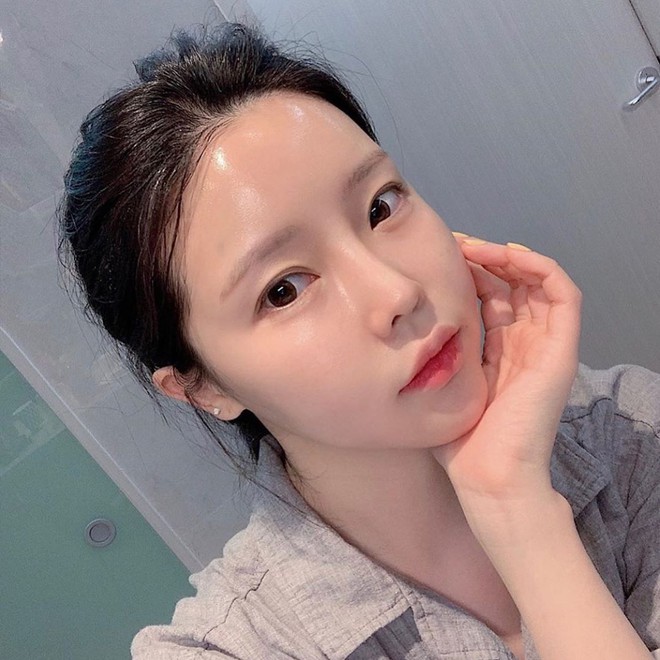 Sang Thu m&agrave; vẫn skincare như m&ugrave;a H&egrave;, tưởng l&agrave; kh&ocirc;ng ảnh hưởng nhưng dễ l&agrave;m da xấu đi  - Ảnh 3.