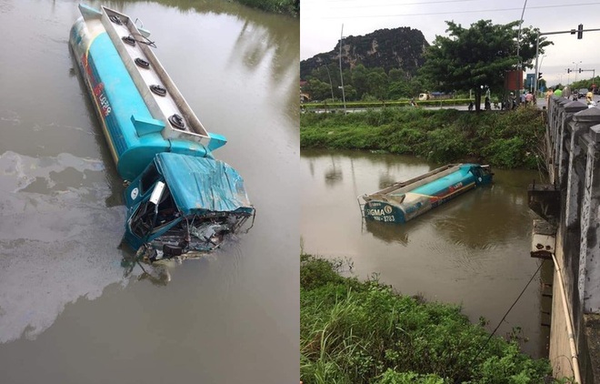 Va chạm với xe tải, xe bồn chở dầu lao xuống s&ocirc;ng ở Ninh B&igrave;nh - Ảnh 2.