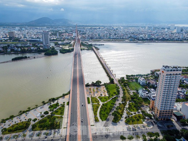 Bay tr&ecirc;n Đ&agrave; Nẵng m&ugrave;a dịch, nh&igrave;n những thời khắc th&agrave;nh phố như bất động - Ảnh 11.