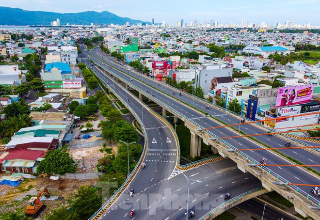 Bay tr&ecirc;n Đ&agrave; Nẵng m&ugrave;a dịch, nh&igrave;n những thời khắc th&agrave;nh phố như bất động - Ảnh 18.