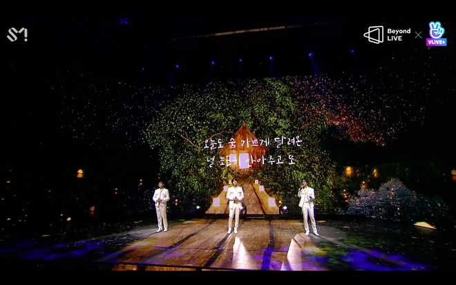 Super Junior-K.R.Y. nói tiếng Việt cực trôi chảy, hát live loạt ca khúc ballad cực đỉnh trong buổi concert đầu tiên sau 5 năm - Ảnh 31.